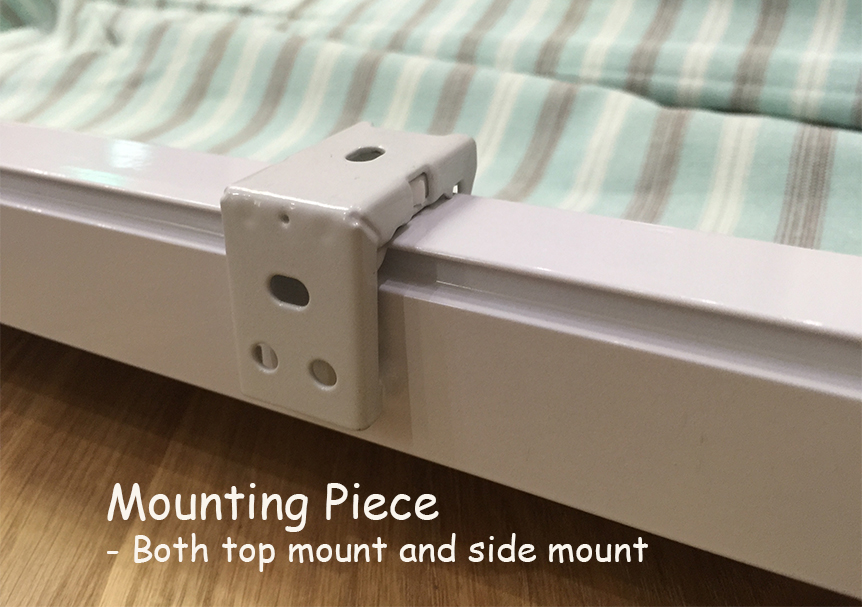 Roman blind supported by durable mounting pieces